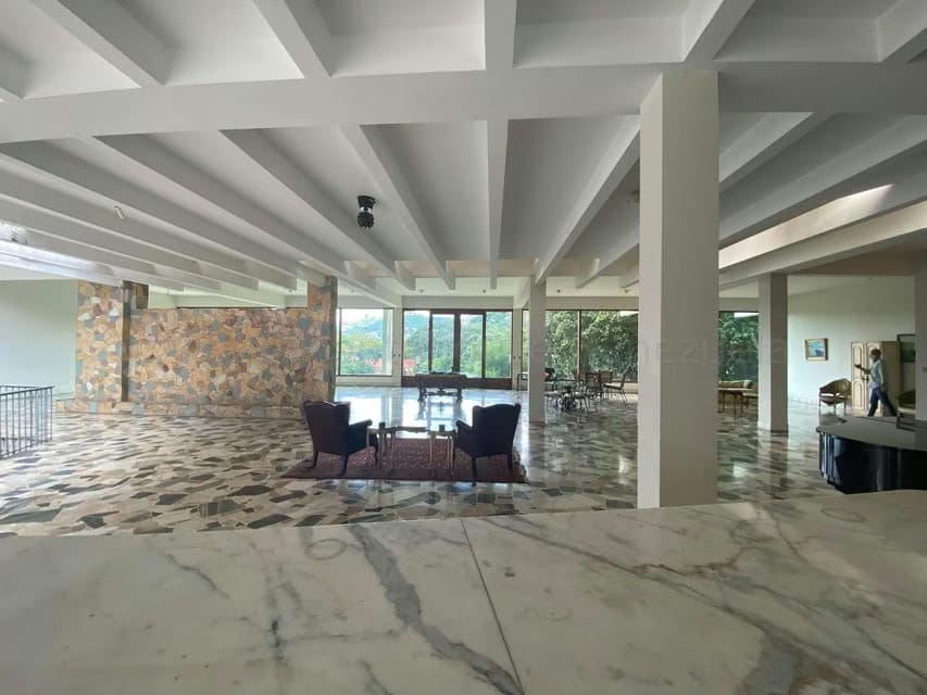 Casa (Multipes Niveles) en Venta en Valle Arriba, Distrito Metropolitano - 26