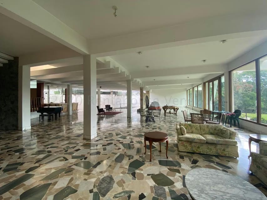Casa (Multipes Niveles) en Venta en Valle Arriba, Distrito Metropolitano - 27