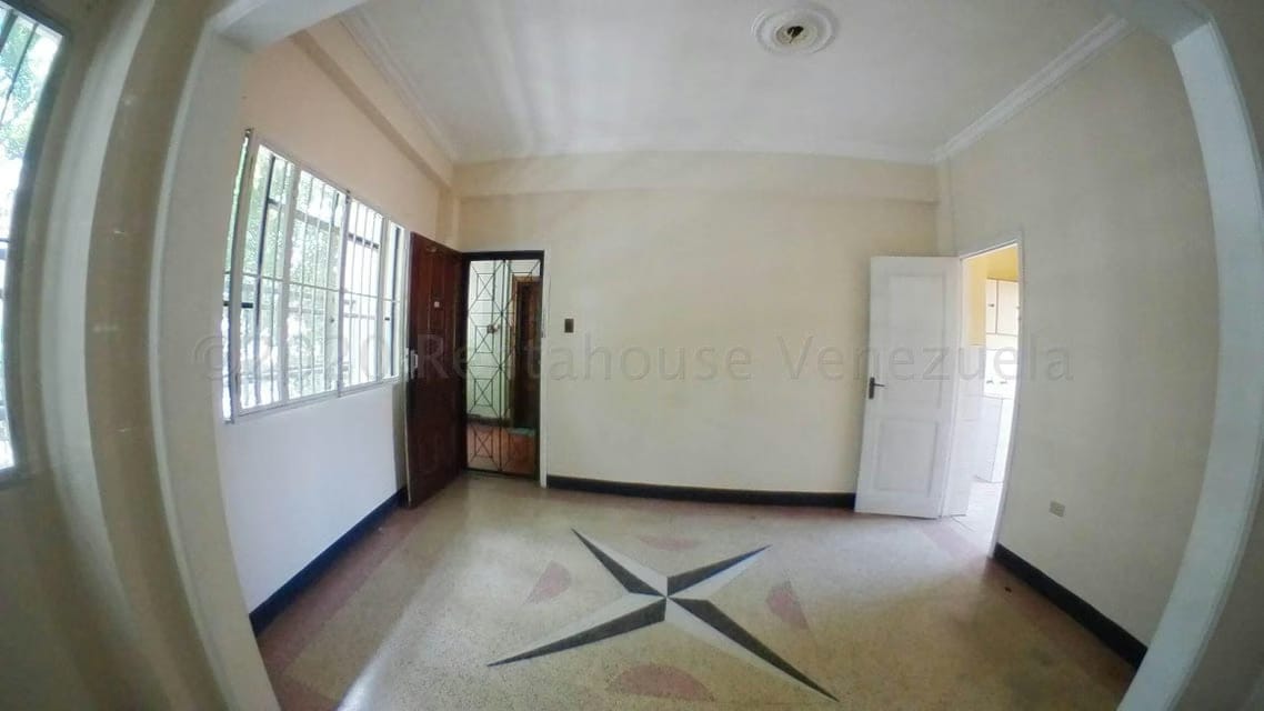 Comercial (Edificio) en Venta en Los Rosales, Distrito Metropolitano - 23