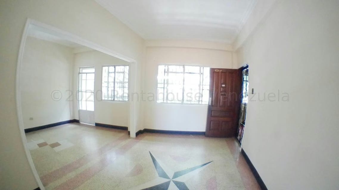 Comercial (Edificio) en Venta en Los Rosales, Distrito Metropolitano - 24