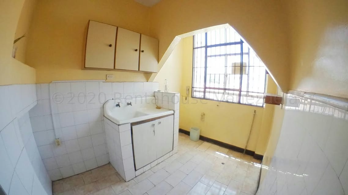 Comercial (Edificio) en Venta en Los Rosales, Distrito Metropolitano - 25
