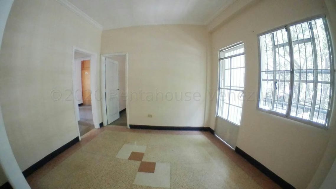 Comercial (Edificio) en Venta en Los Rosales, Distrito Metropolitano - 33