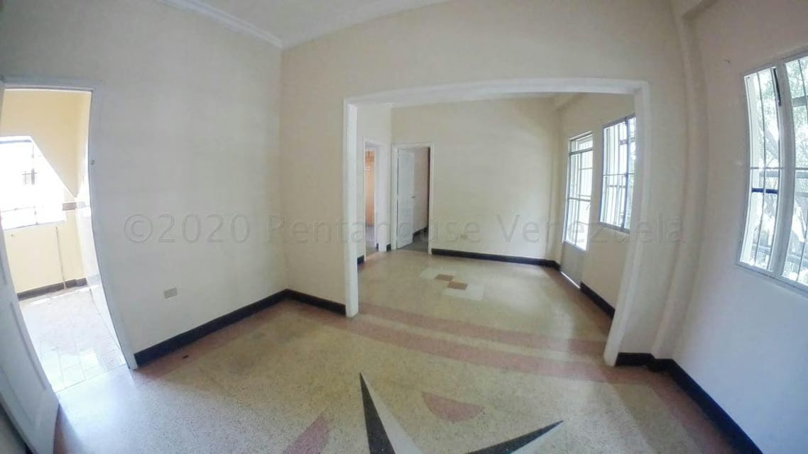 Comercial (Edificio) en Venta en Los Rosales, Distrito Metropolitano - 36