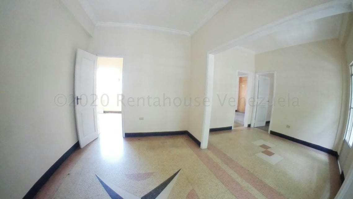 Comercial (Edificio) en Venta en Los Rosales, Distrito Metropolitano - 37