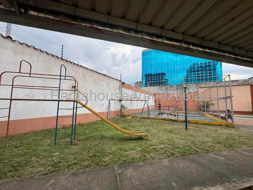 Apartamento (Duplex) en Venta en Pueblo Nuevo, Tachira - 31