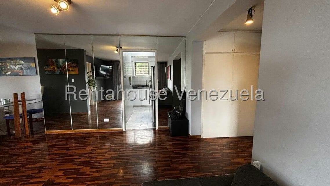 Apartamento (1 Nivel) en Venta en Los Samanes, Distrito Metropolitano - 6