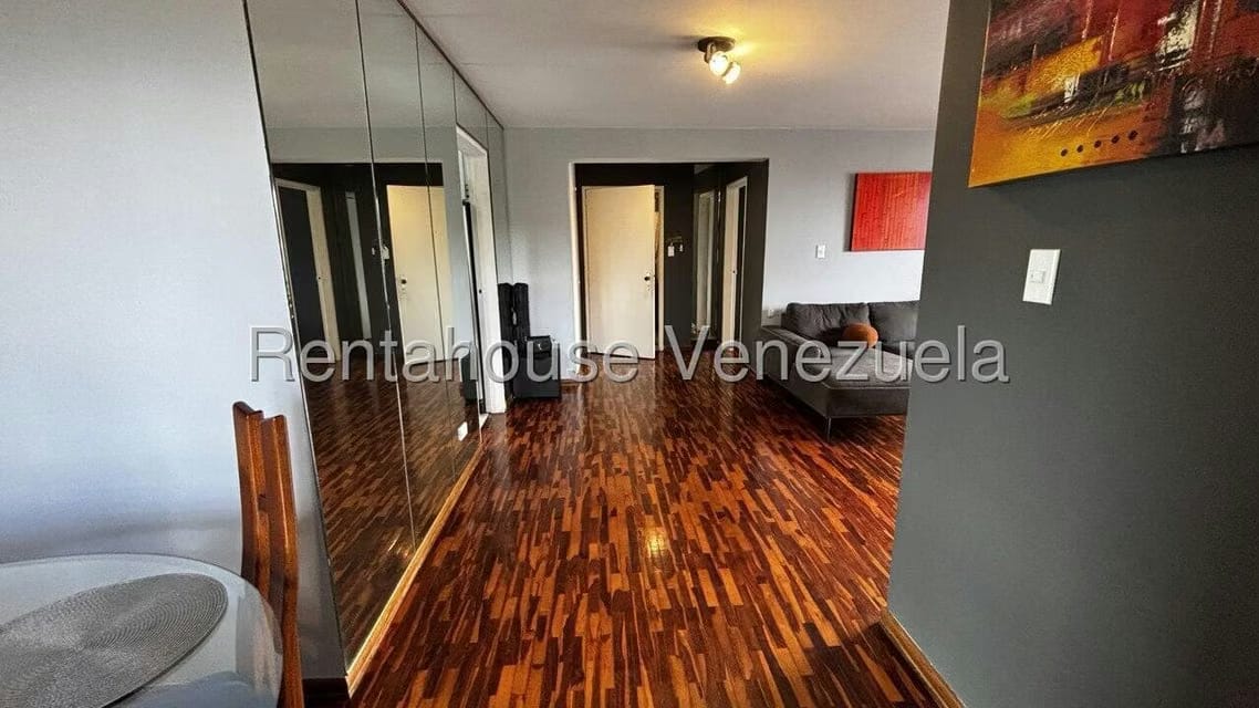 Apartamento (1 Nivel) en Venta en Los Samanes, Distrito Metropolitano - 10