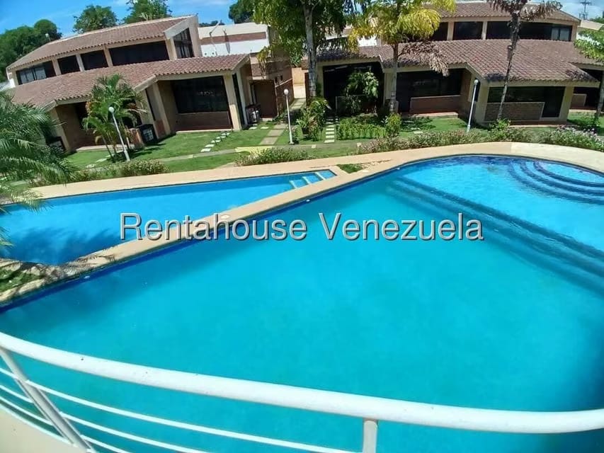 Apartamento (1 Nivel) en Venta en Los Canales de Rio Chico, Miranda - 2