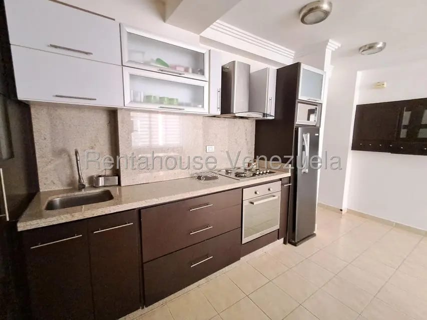 Apartamento (1 Nivel) en Venta en El Rincon, Carabobo - 12