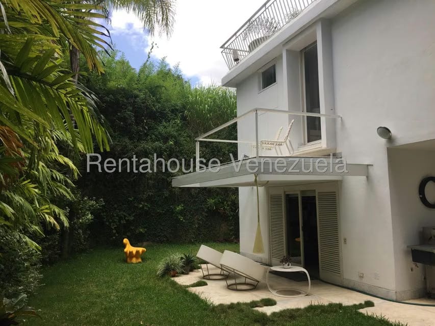 Casa (Duplex) en Venta en San Roman, Distrito Metropolitano - 3