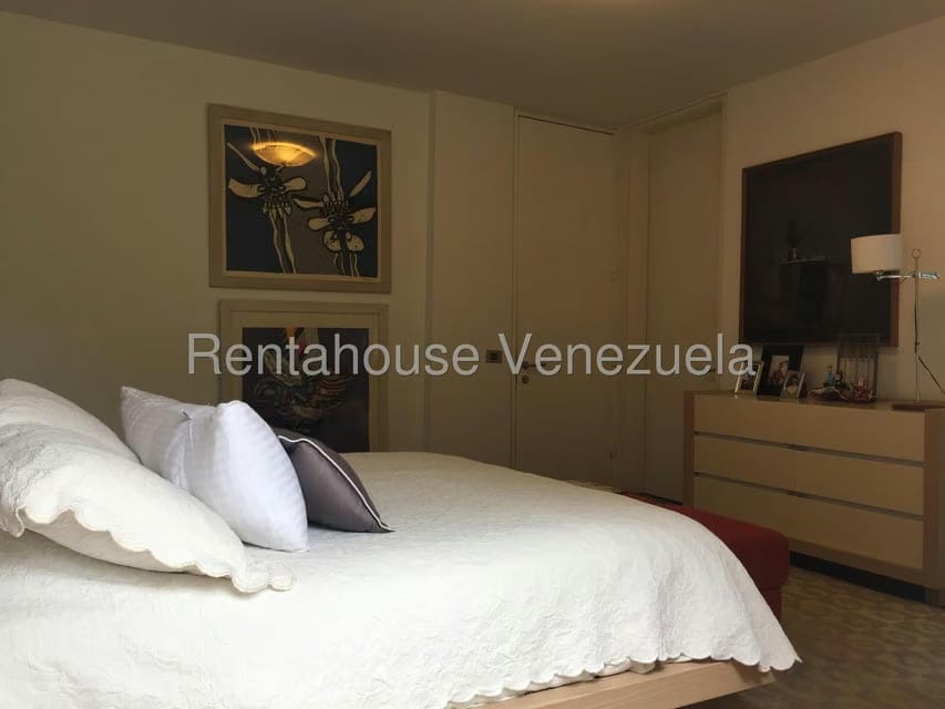 Casa (Duplex) en Venta en San Roman, Distrito Metropolitano - 23