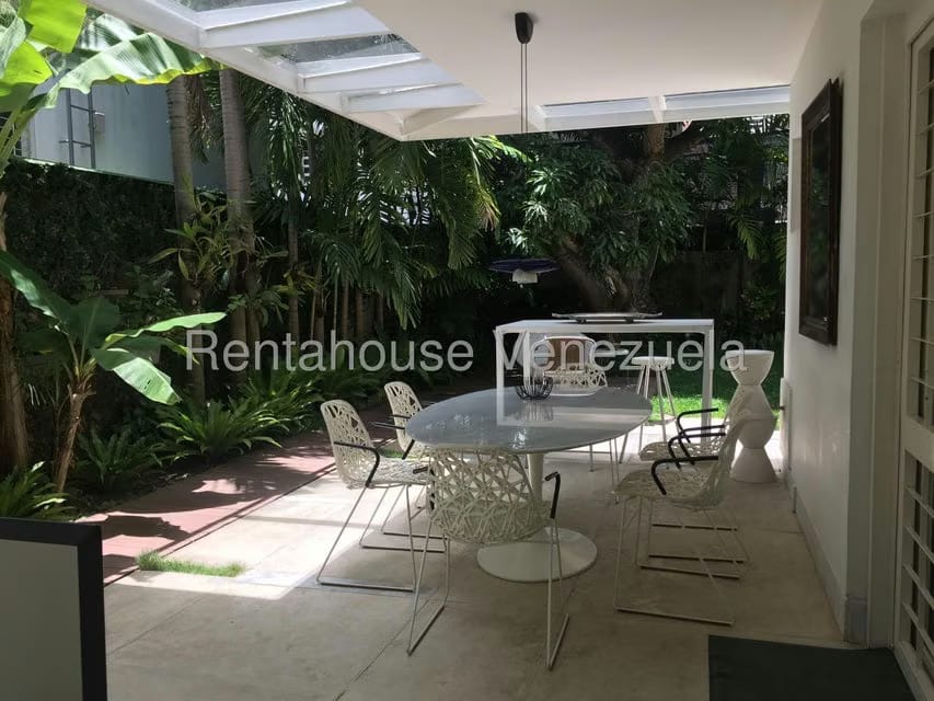 Casa (Duplex) en Venta en San Roman, Distrito Metropolitano - 32