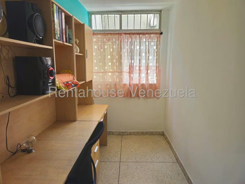Apartamento (1 Nivel) en Venta en Parroquia La Candelaria, Distrito Metropolitano - 18