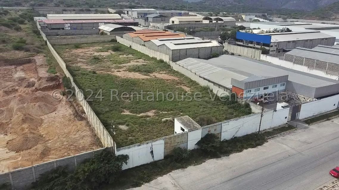 Terreno (Comercial) en Venta en Zona Industrial 2, Lara - 12