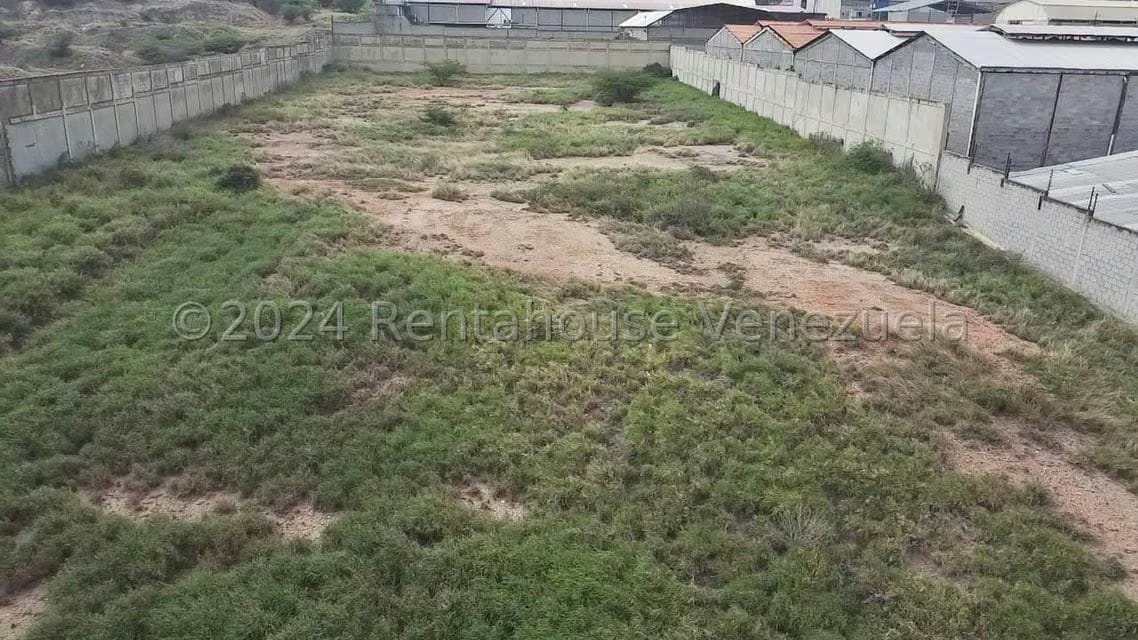 Terreno (Comercial) en Venta en Zona Industrial 2, Lara - 14