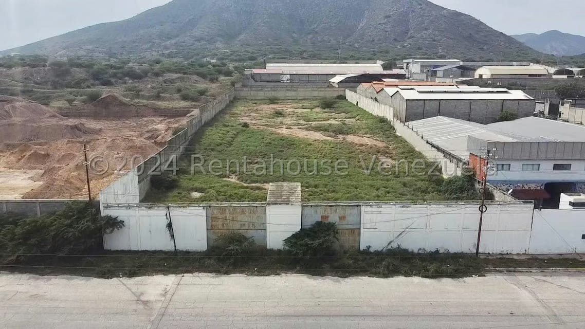 Terreno (Comercial) en Venta en Zona Industrial 2, Lara - 16