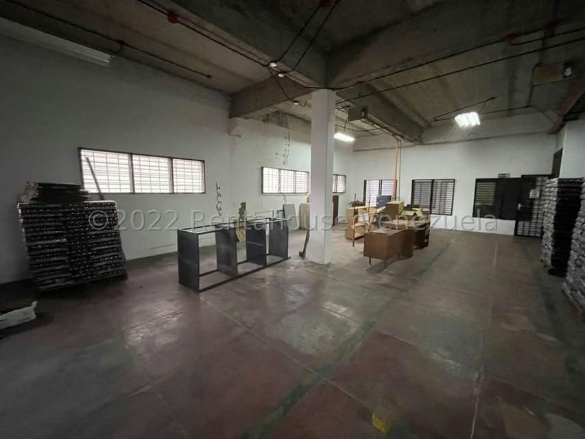 Comercial (Galpon - Deposito) en Venta en El Tambor, Miranda - 19