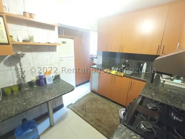 Apartamento (1 Nivel) en Venta en Los Dos Caminos, Distrito Metropolitano - 11