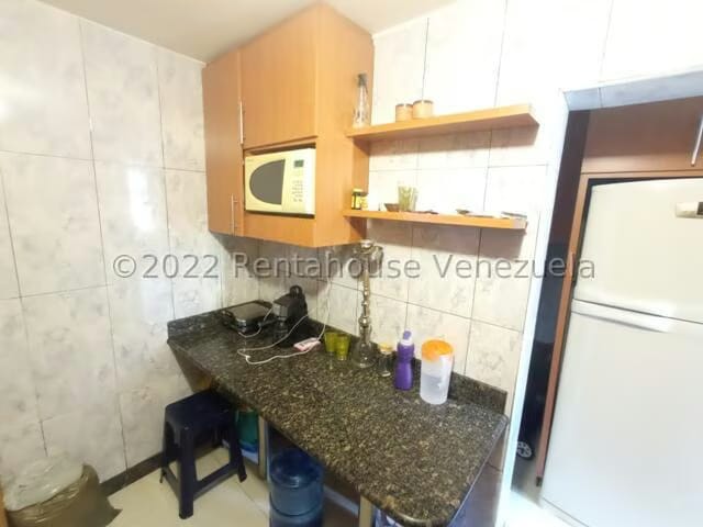 Apartamento (1 Nivel) en Venta en Los Dos Caminos, Distrito Metropolitano - 13