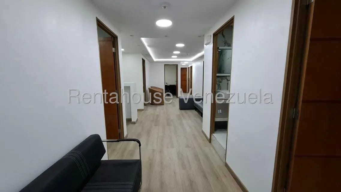 Comercial (Consultorio Medico) en Alquiler en Parroquia La Candelaria, Distrito Metropolitano - 15