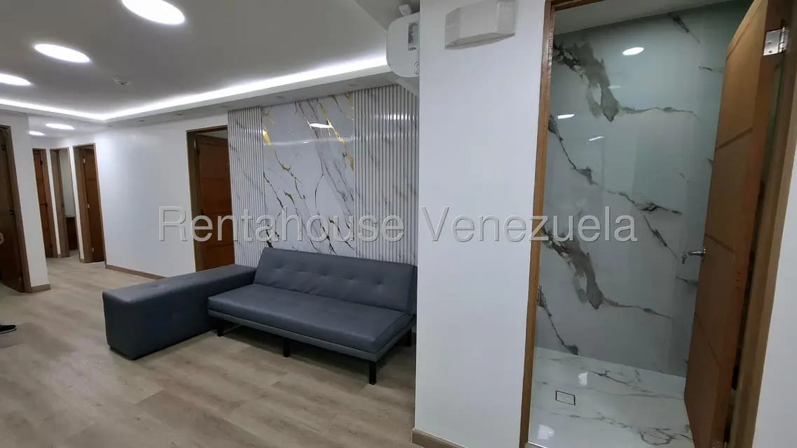 Comercial (Consultorio Medico) en Alquiler en Parroquia La Candelaria, Distrito Metropolitano - 19