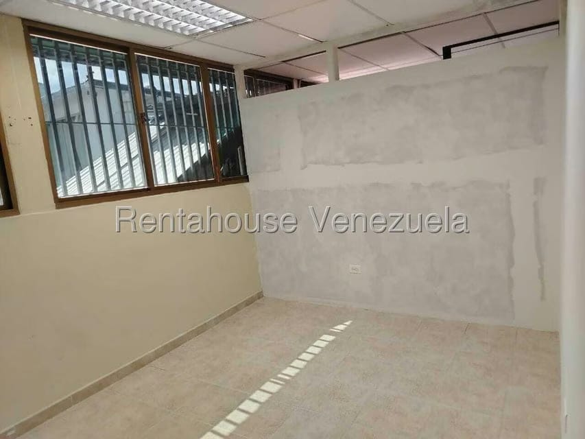 Comercial (Oficina) en Alquiler en Santa Monica, Distrito Metropolitano - 4