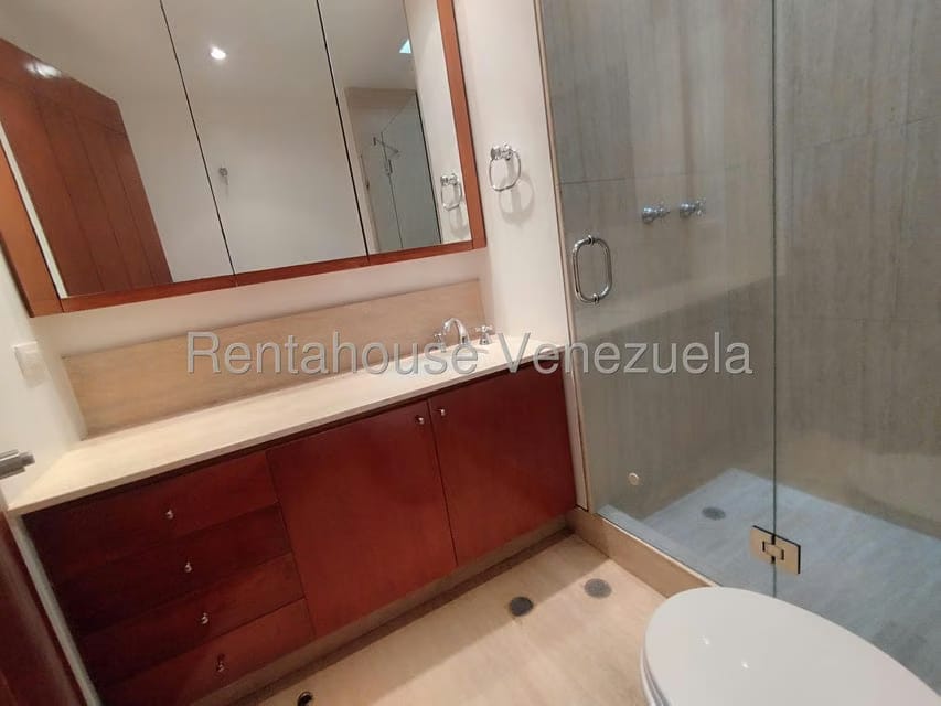 Casa (Multipes Niveles) en Venta en Caurimare, Distrito Metropolitano - 36