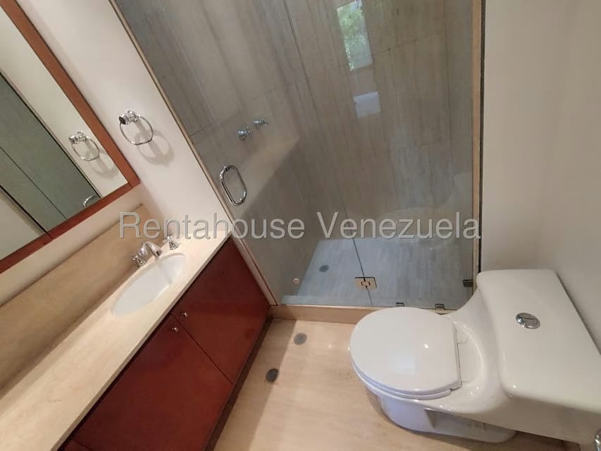 Casa (Multipes Niveles) en Venta en Caurimare, Distrito Metropolitano - 37