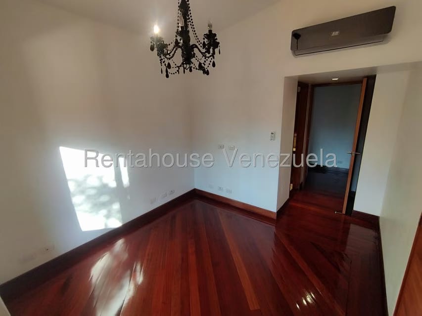 Casa (Multipes Niveles) en Venta en Caurimare, Distrito Metropolitano - 40