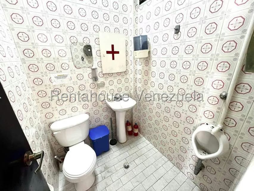 Comercial (Local Comercial) en Alquiler en Zona Industrial 1, Lara - 11