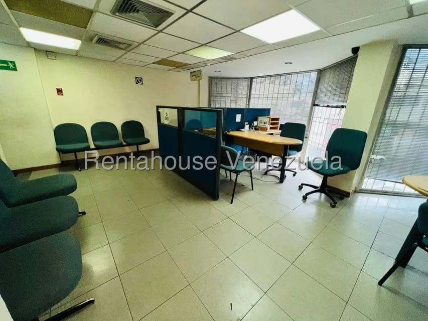 Comercial (Oficina) en Venta en Zona Centro, Aragua - 25
