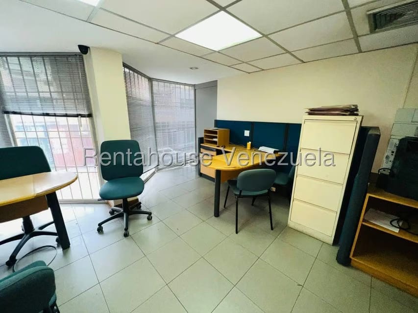 Comercial (Oficina) en Venta en Zona Centro, Aragua - 29