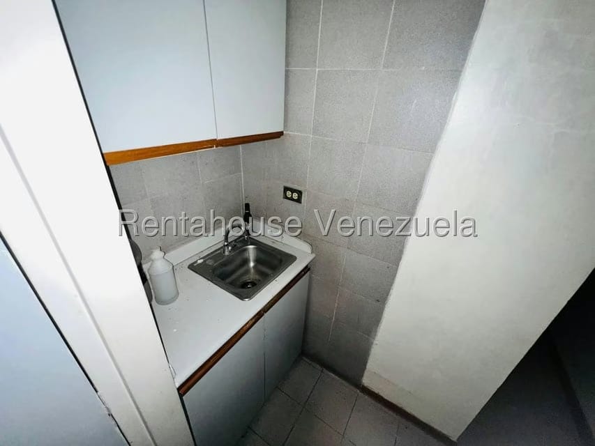Comercial (Oficina) en Venta en Zona Centro, Aragua - 31