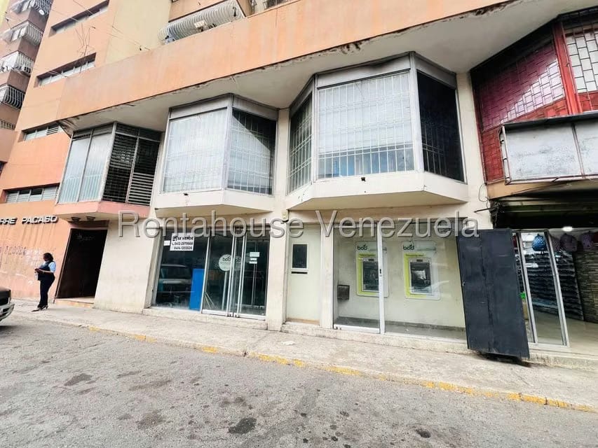 Comercial (Oficina) en Venta en Zona Centro, Aragua - 35