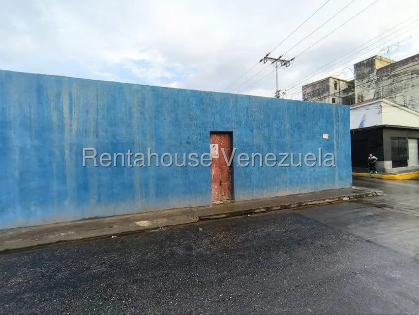 Terreno (Comercial) en Venta en Zona Centro, Aragua - 4