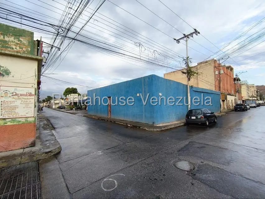 Terreno (Comercial) en Venta en Zona Centro, Aragua - 5