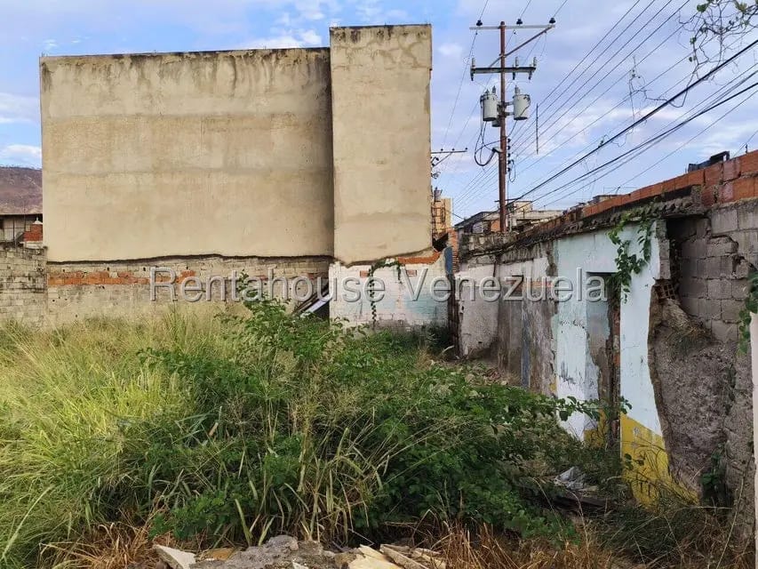 Terreno (Comercial) en Venta en Zona Centro, Aragua - 6