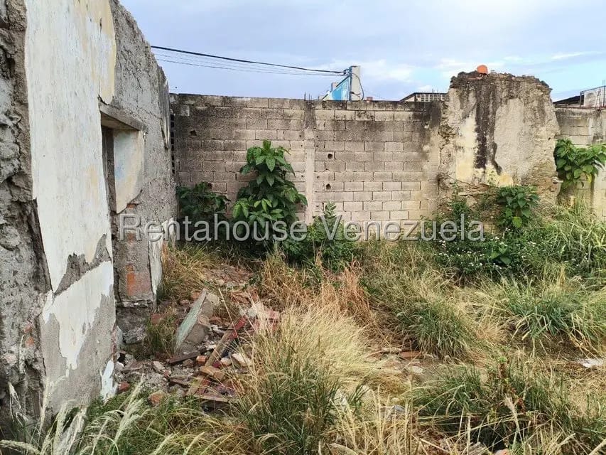 Terreno (Comercial) en Venta en Zona Centro, Aragua - 10