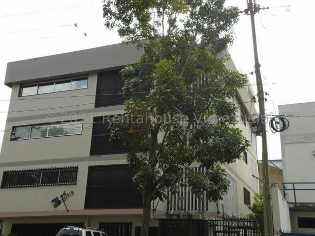 EDIFICIO EN VENTA – YENNIEF ROJAS