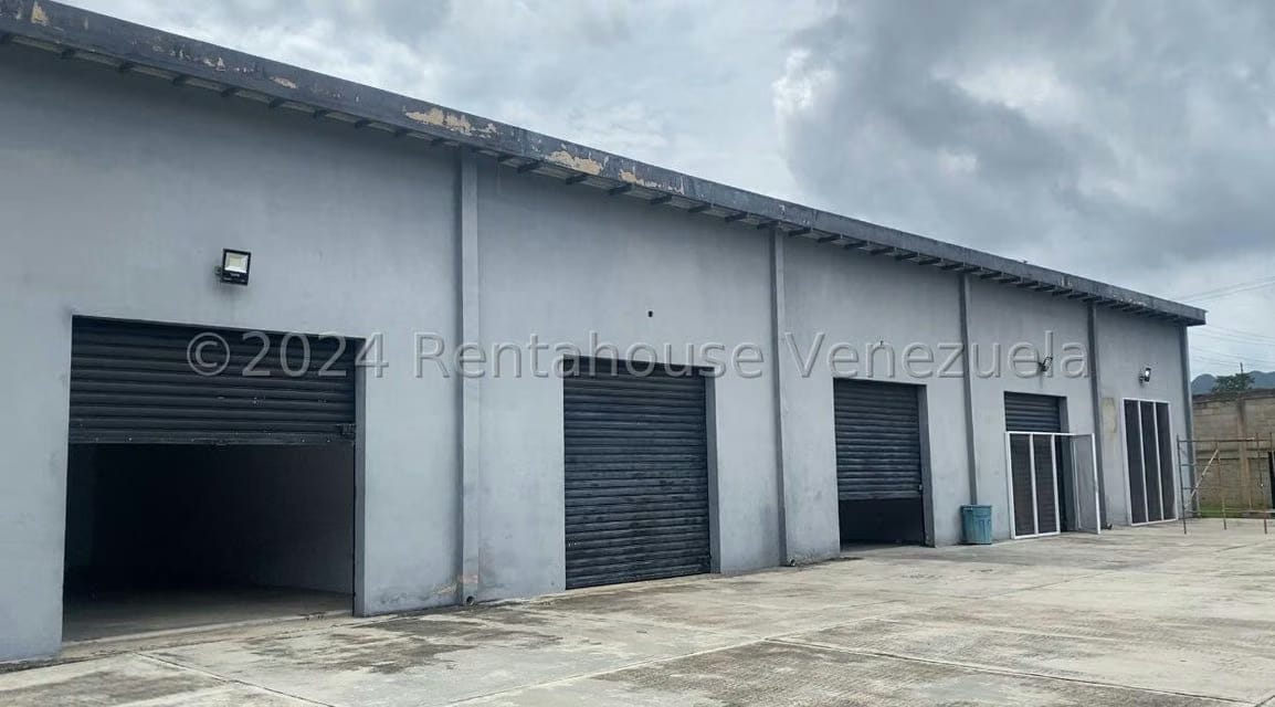 Comercial (Galpon - Deposito) en Venta en Barbula, Carabobo - 3