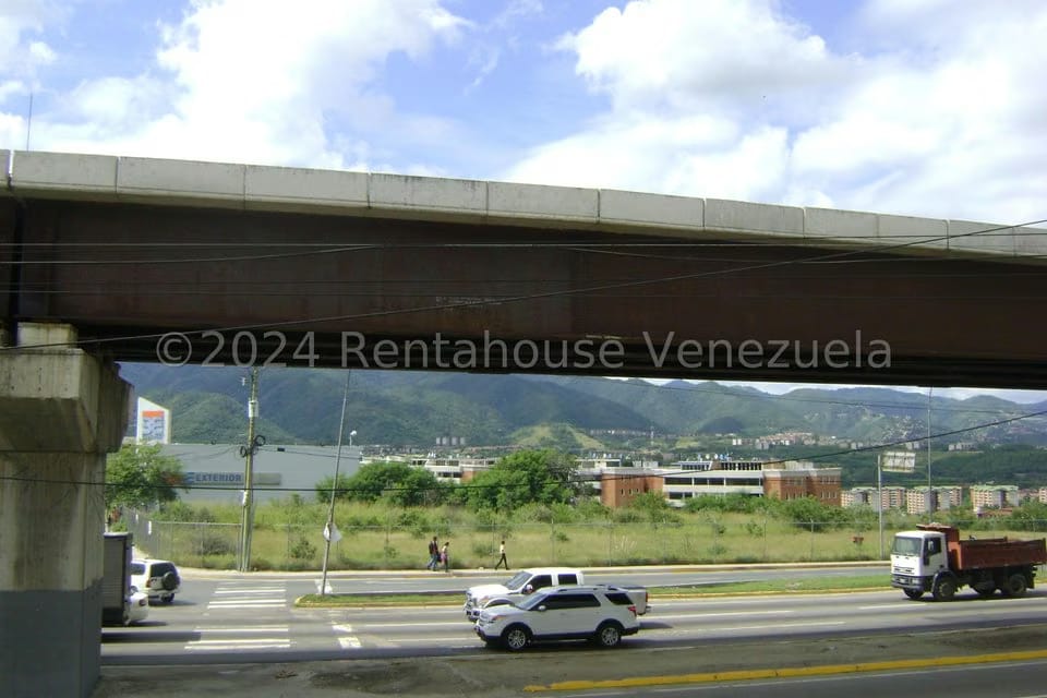Terreno (Comercial) en Venta en Buenaventura, Miranda - 4