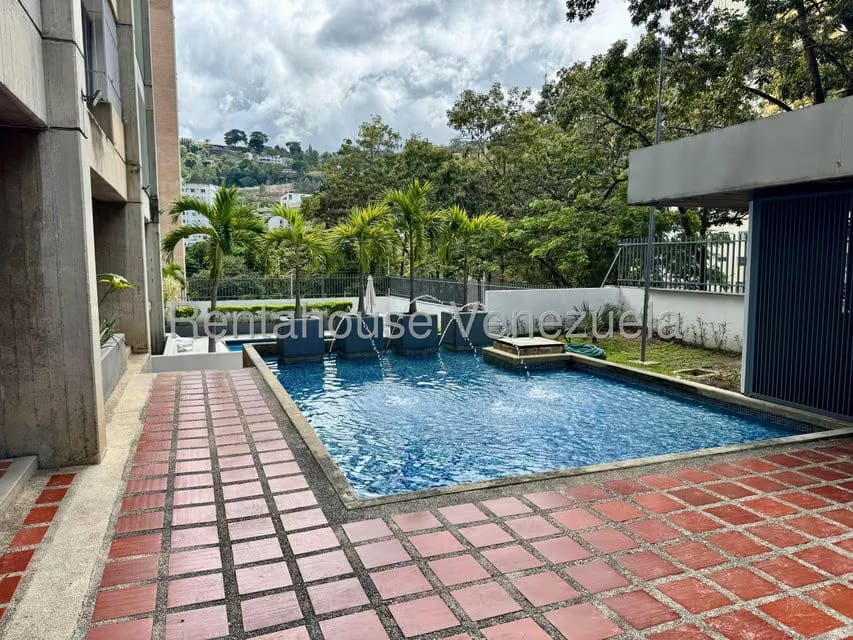 Apartamento (1 Nivel) en Venta en Santa Paula, Distrito Metropolitano - 2