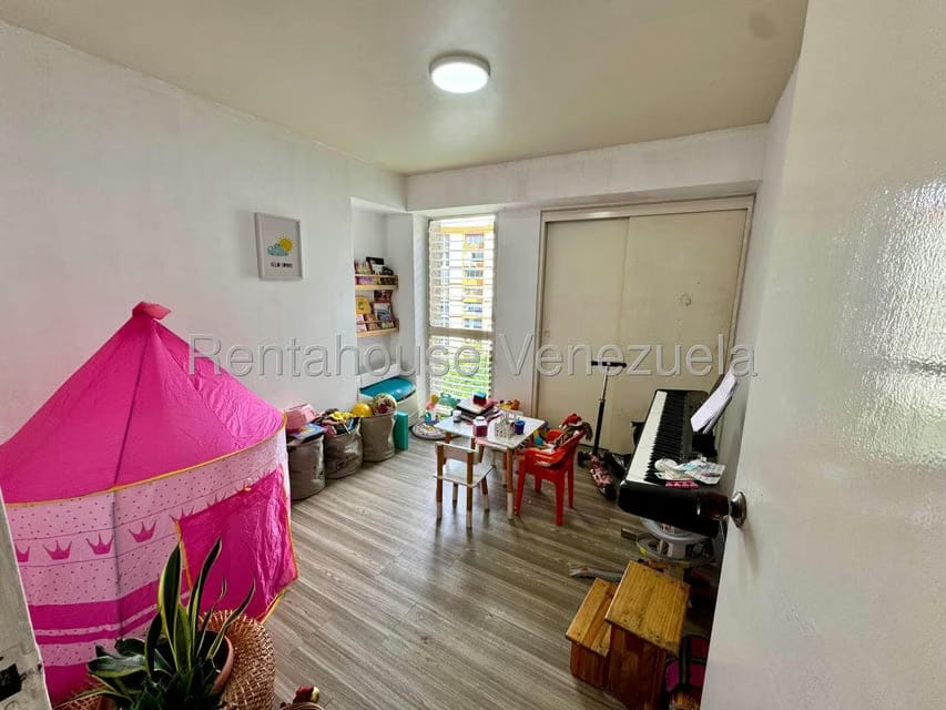 Apartamento (1 Nivel) en Venta en Santa Paula, Distrito Metropolitano - 21