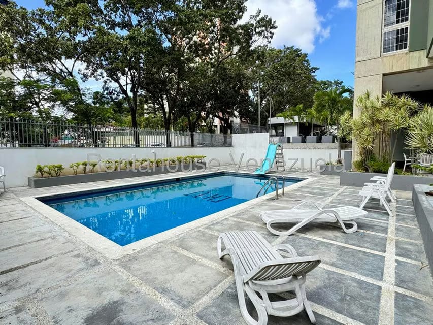 Apartamento (1 Nivel) en Venta en Santa Paula, Distrito Metropolitano - 4