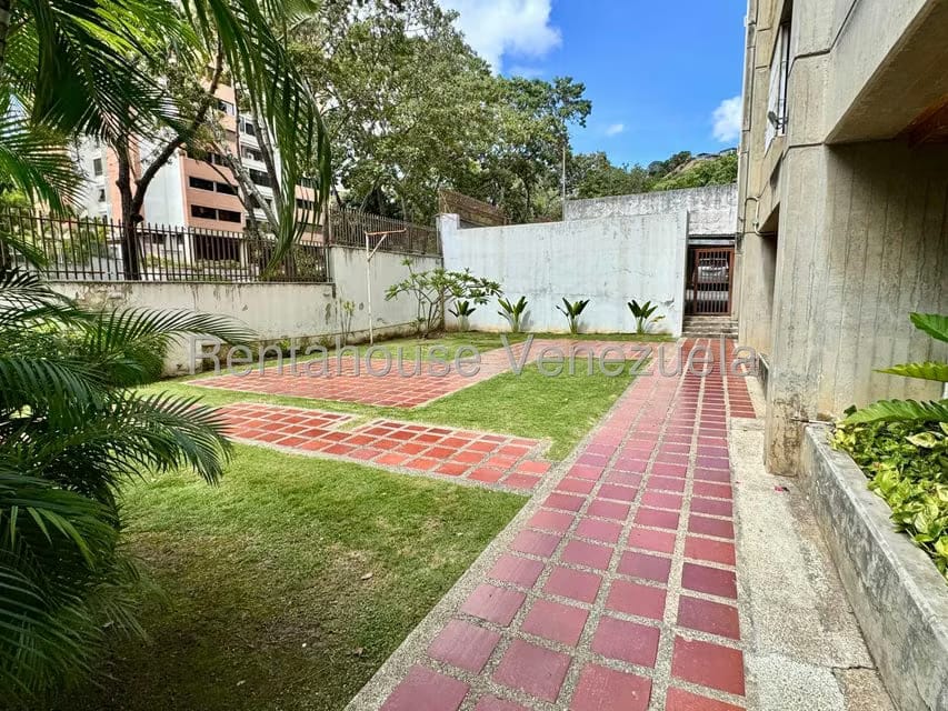 Apartamento (1 Nivel) en Venta en Santa Paula, Distrito Metropolitano - 6