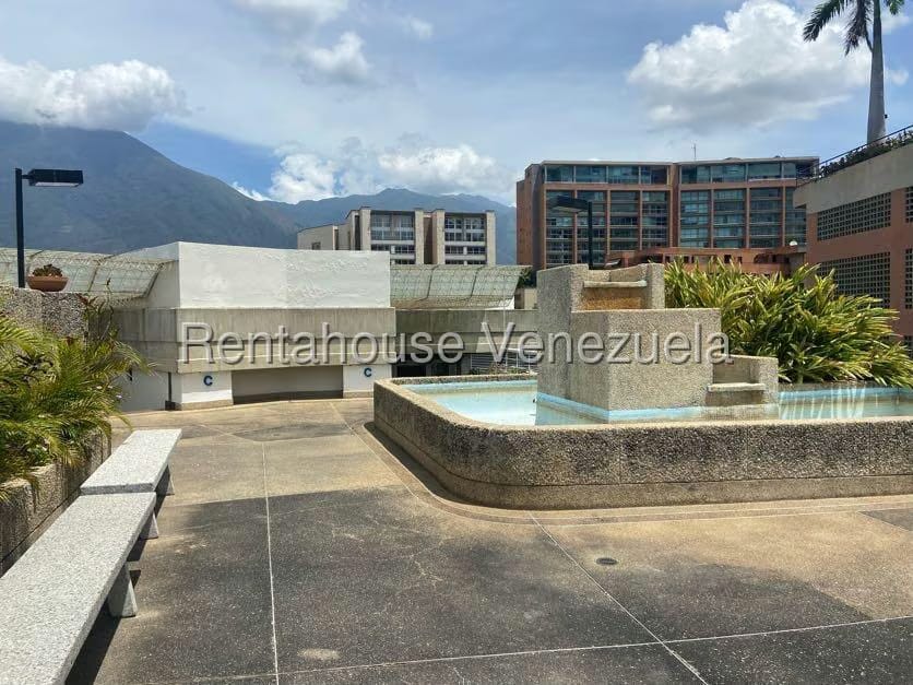 Apartamento (1 Nivel) en Alquiler en Lomas de Las Mercedes, Distrito Metropolitano - 3