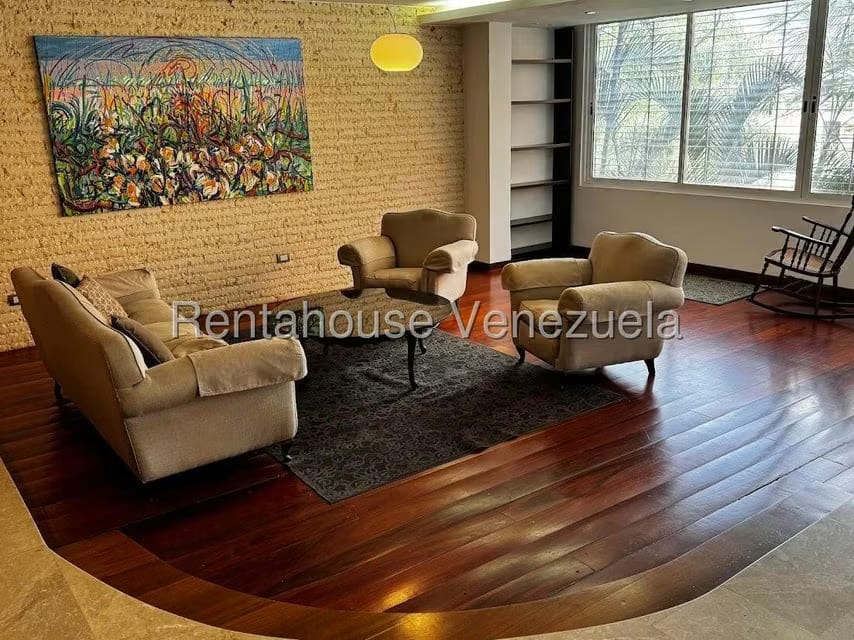 Apartamento (1 Nivel) en Alquiler en Lomas de Las Mercedes, Distrito Metropolitano - 6