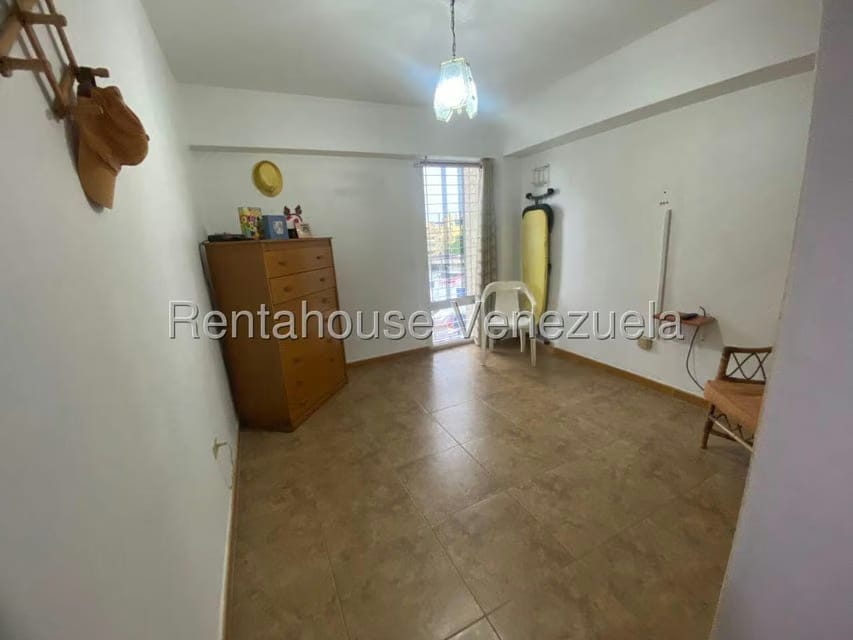 Apartamento (Duplex) en Venta en Santa Monica, Distrito Metropolitano - 21