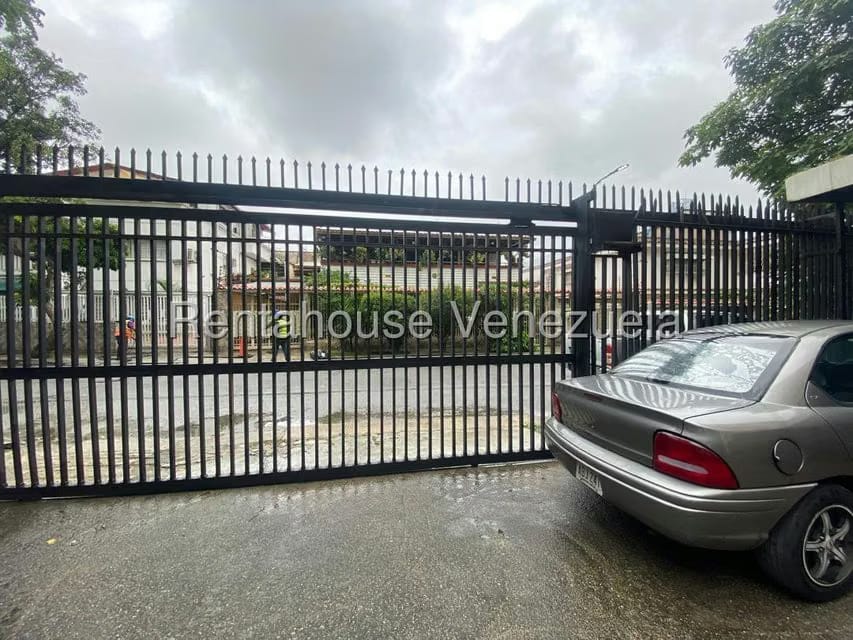 Apartamento (Duplex) en Venta en Santa Monica, Distrito Metropolitano - 23