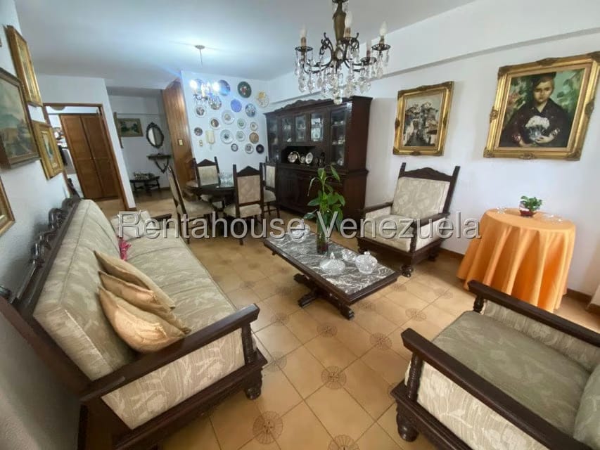 Apartamento (Duplex) en Venta en Santa Monica, Distrito Metropolitano - 4